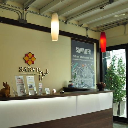 Sabye Club Hostel Bangkok Buitenkant foto