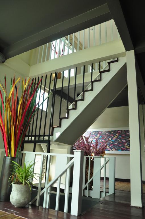 Sabye Club Hostel Bangkok Buitenkant foto