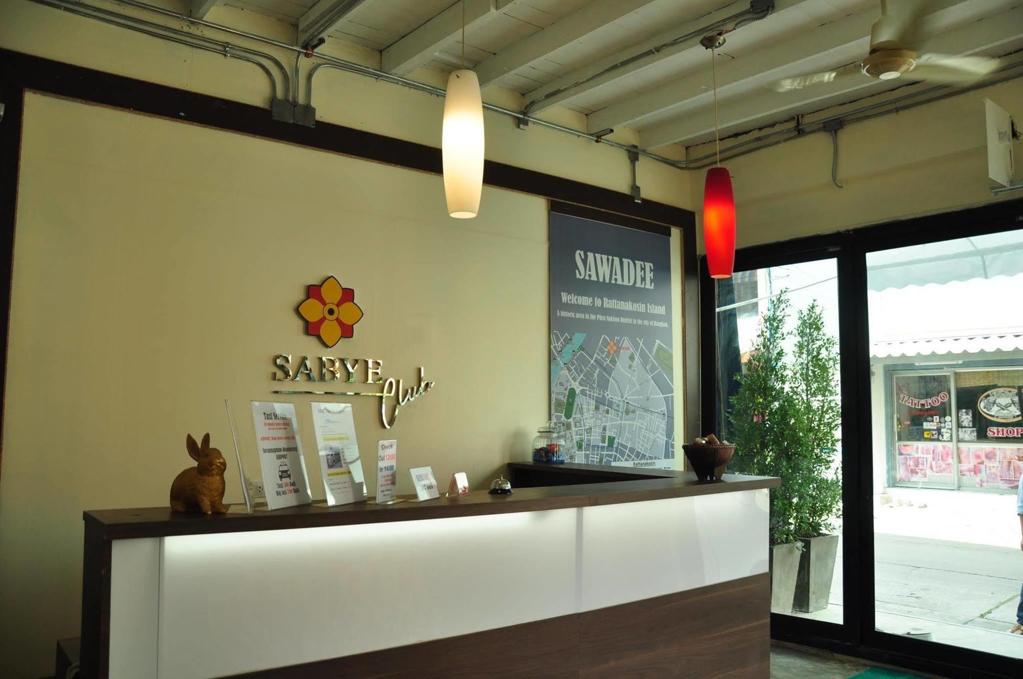 Sabye Club Hostel Bangkok Buitenkant foto